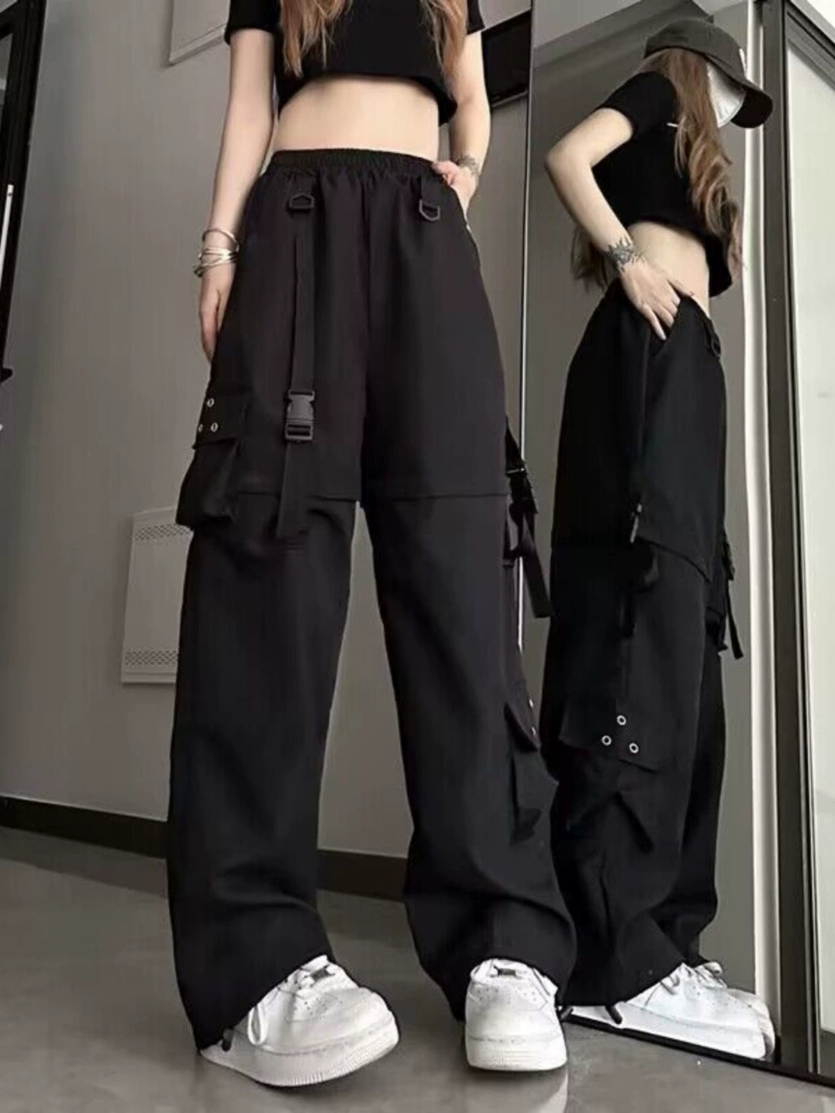 Woman’s Tearaway Cargo Pants