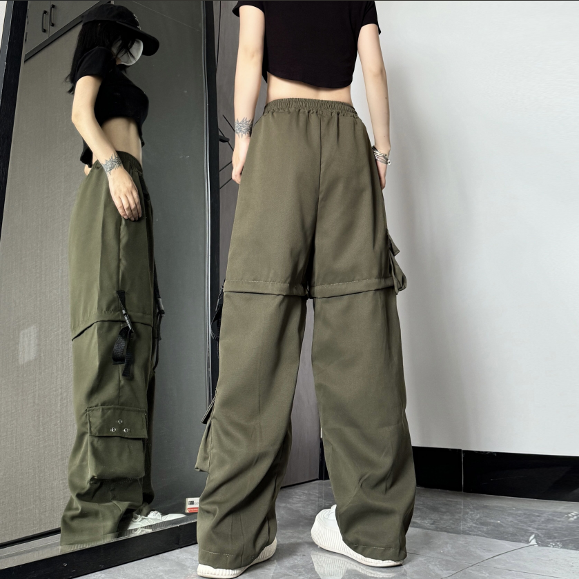 Woman’s Tearaway Cargo Pants