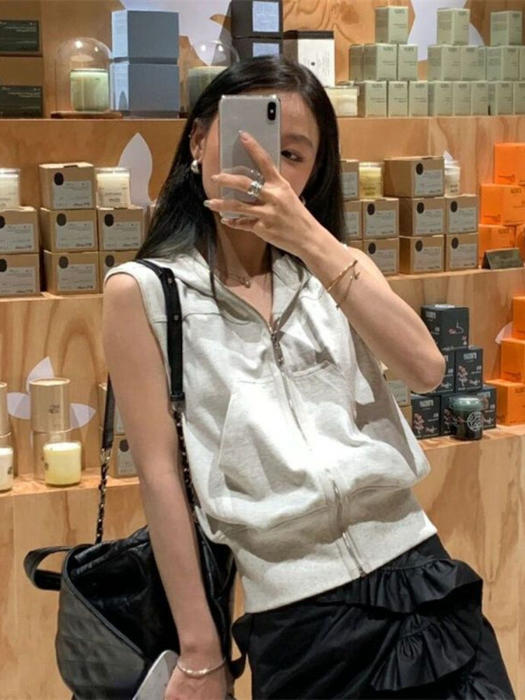 Woman’s Sleeveless Hoodie