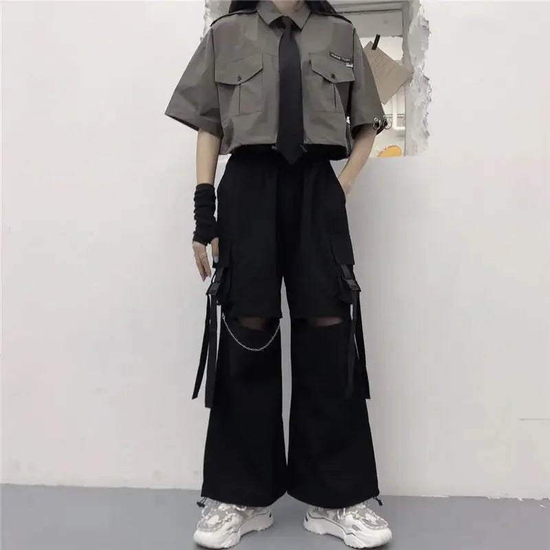 Woman’s Cargo Pants Gothic