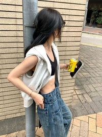 Woman’s Sleeveless Hoodie