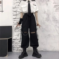 Woman’s Cargo Pants Gothic