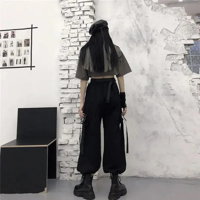 Woman’s Cargo Pants Gothic