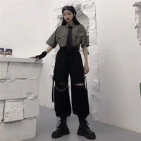 Woman’s Cargo Pants Gothic